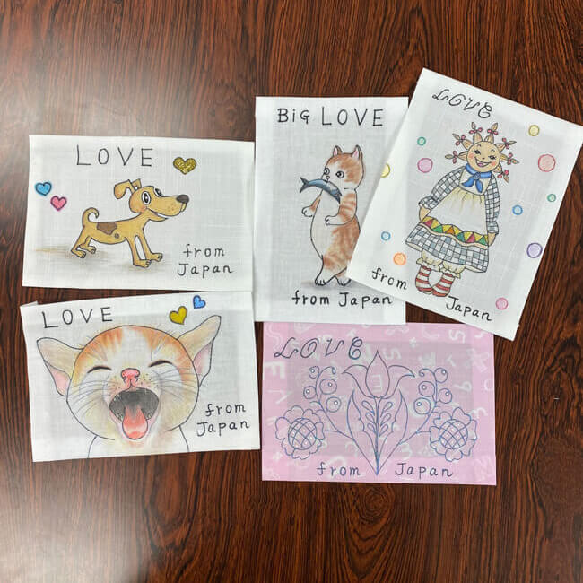 スタッフが書いた毛布用メッセージとイラスト